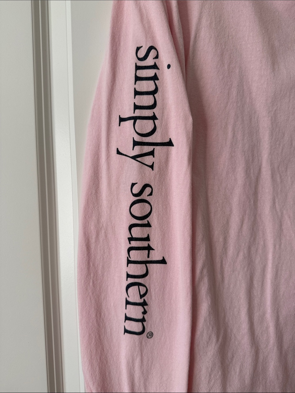 Simply Southern Pale Pink Crewneck Long Sleeve Tee elephant bow - Picture 4 of 6